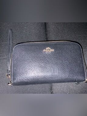Coach Black Pebbled Leather Double Zip Wristlet
